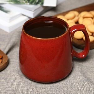 Pisten Homme 21oz mug Red color.